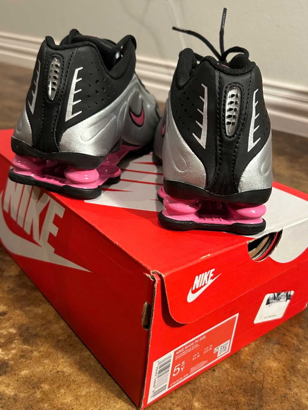 Nike Shox R4 - Picture 4 of 4
